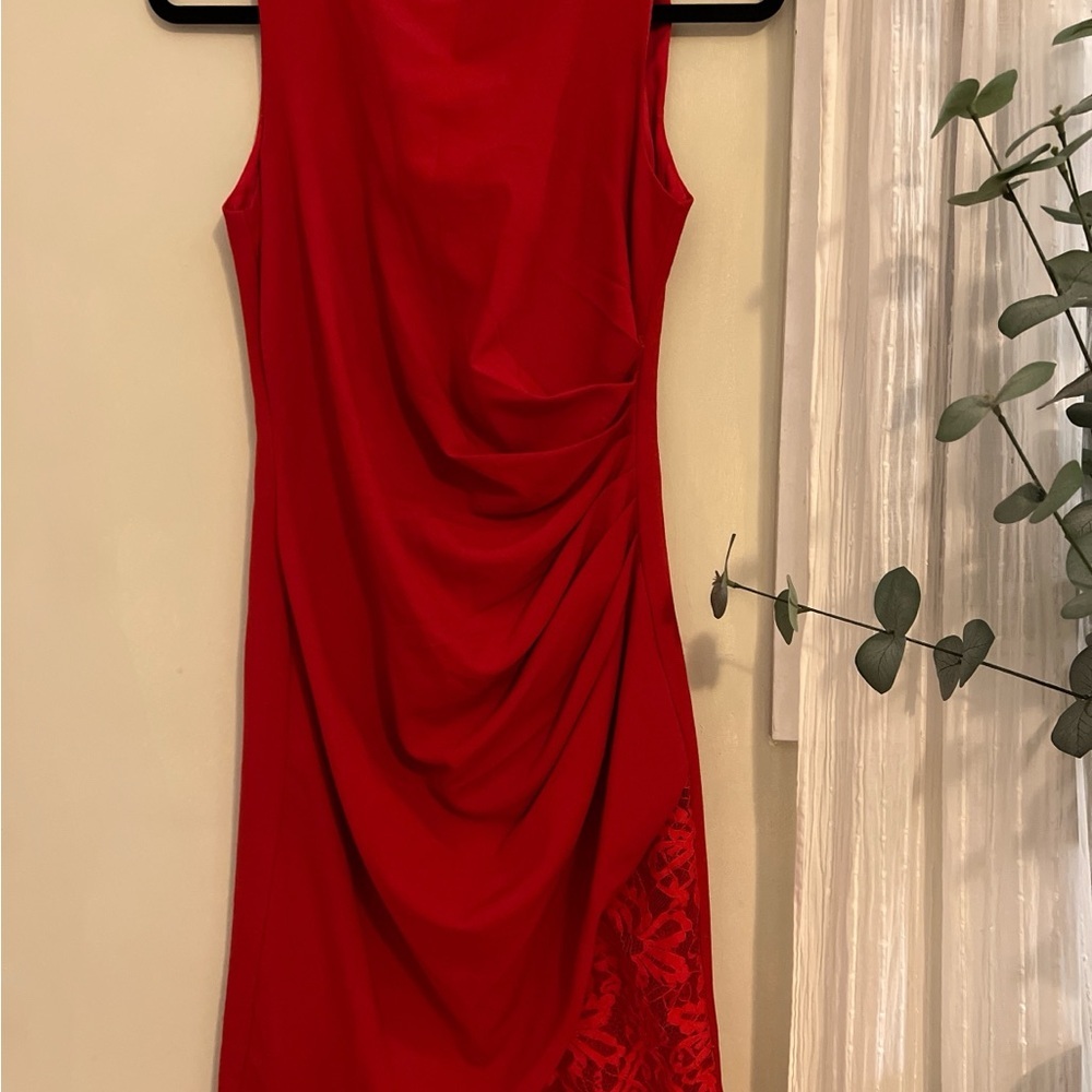 Aijek Chic Red Ruched Cocktail Sleeveless Asymmetric Lace Trim Mini Dress - Picture 2 of 6